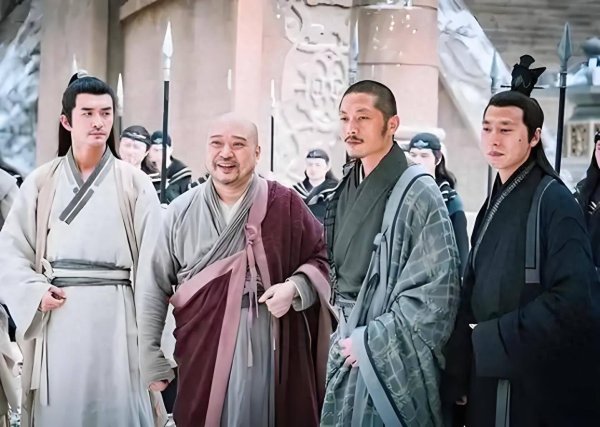 联合证券 阳顶天最大失误：让黛绮丝取代2人做法王，其实力比肩杨逍